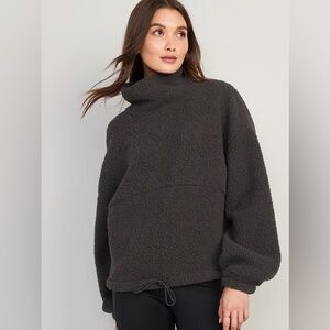 NWT! Panther Gray Cropped Sherpa Pullover Turtleneck Sweater - Size 2X